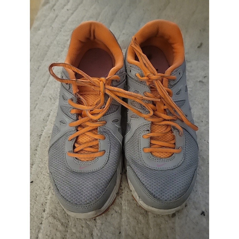 Nike Revolution II Trainers Running Shoes Women's 8 Gray Orange 554900-016 EUC